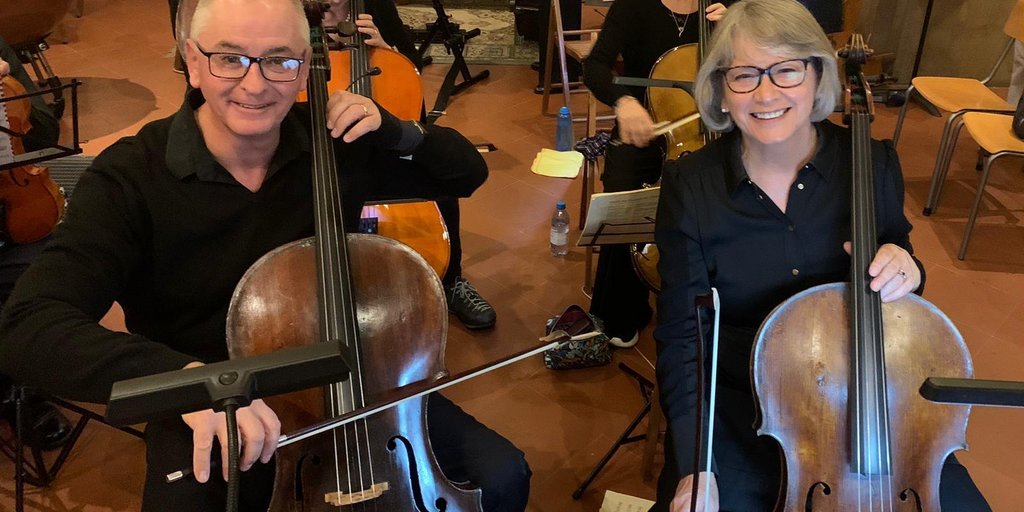 Cellist:innen beim Orchesterkurs in Lugo im jähr 2025.